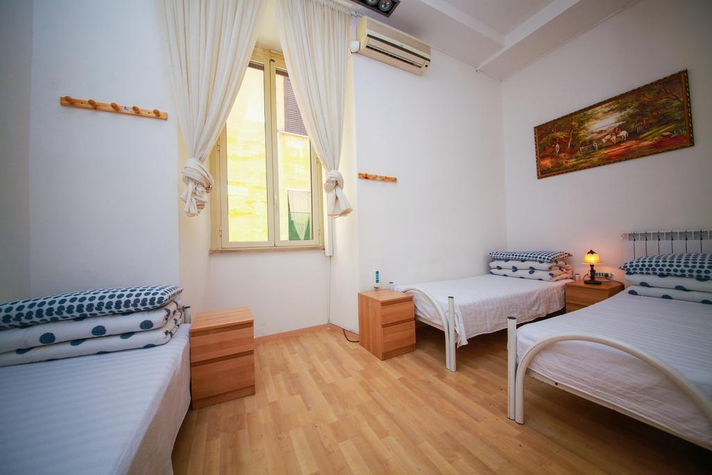 The Voice Of Roma Guesthouse Exterior foto