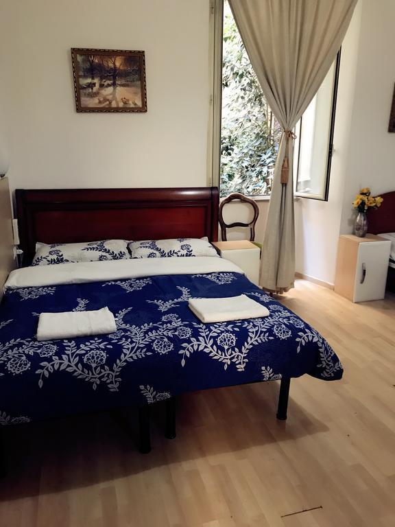 The Voice Of Roma Guesthouse Exterior foto