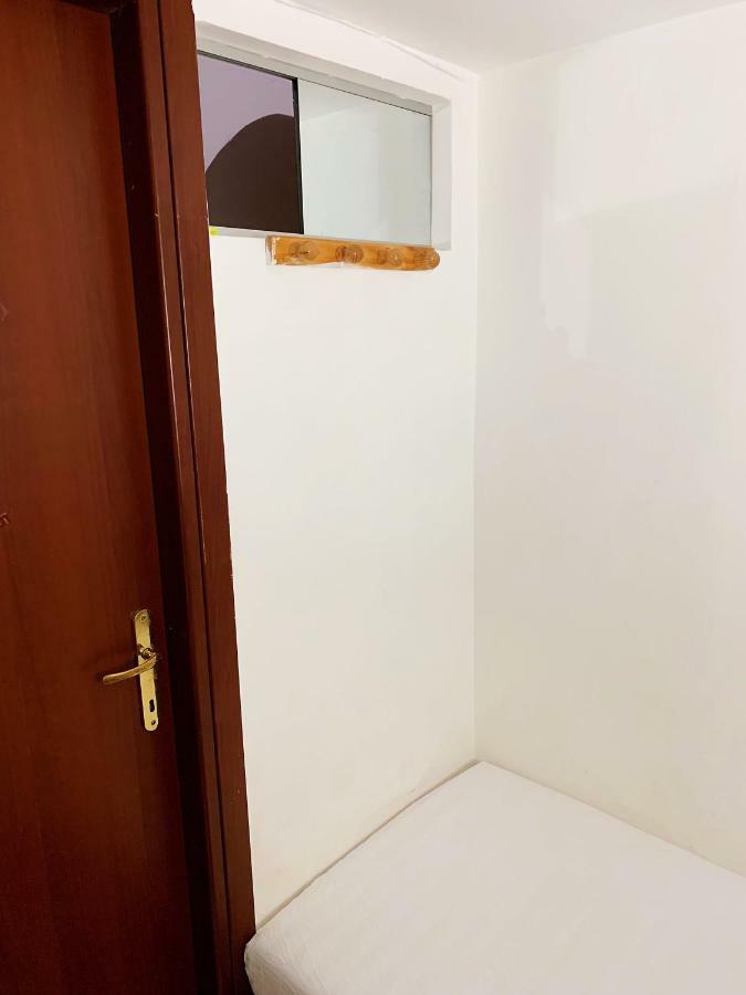 The Voice Of Roma Guesthouse Exterior foto